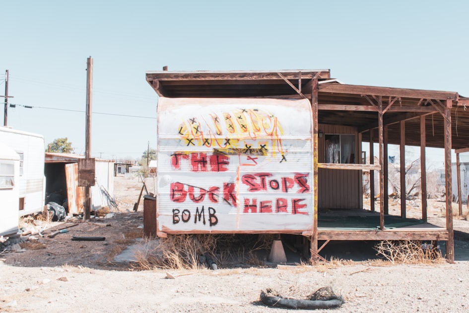 Connecting with Descendants: A Community
